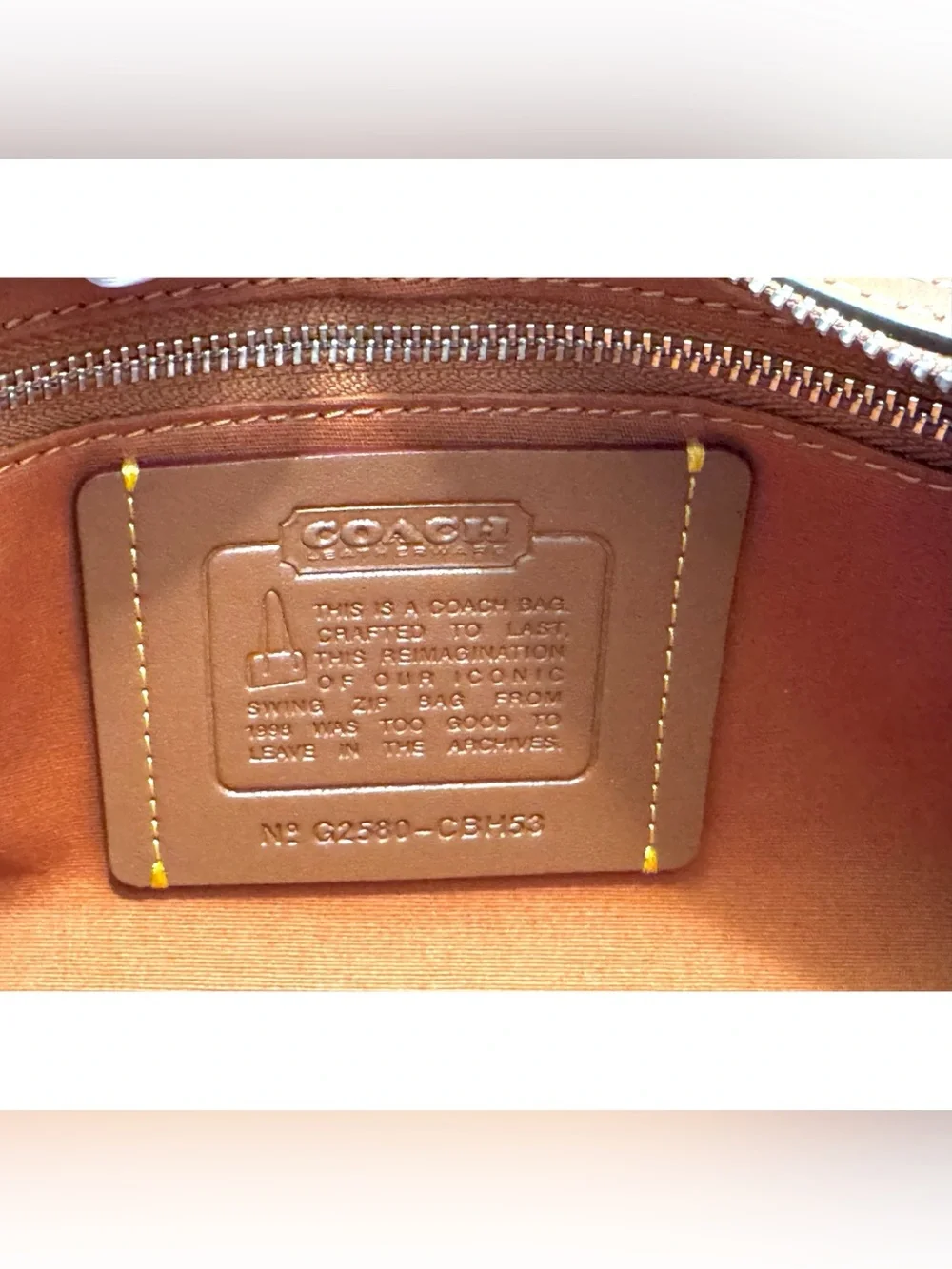 COACH Swing Zip Bag 20 In Crystal Signature Jacquard, BURNISHED AMBER